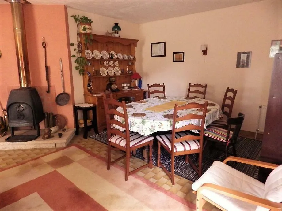 Bed and Breakfast La Pierre Plantee à Baladou