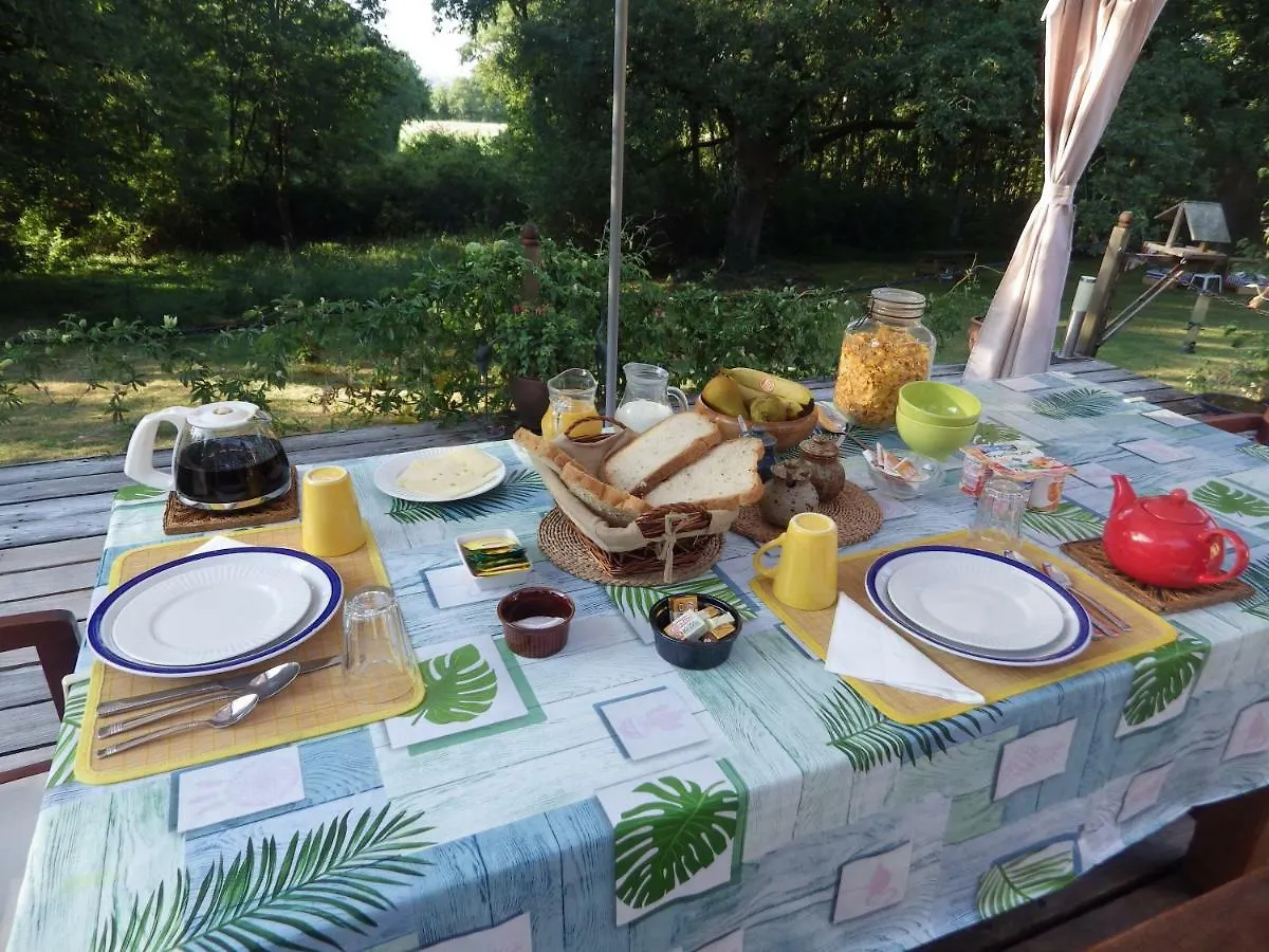 Bed and Breakfast La Pierre Plantee à Baladou France
