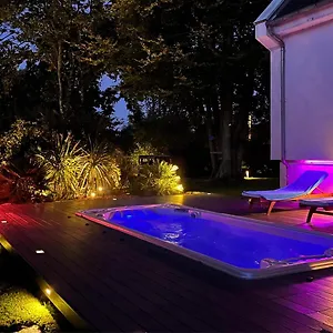 Eden - Piscine&spa D Hôtes Couette-café Locquirec